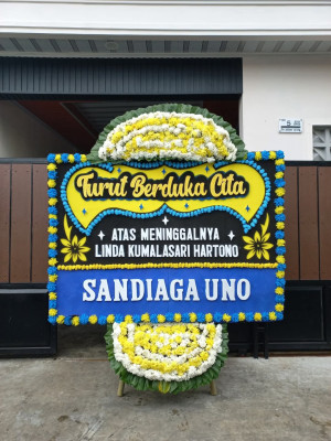Papan Bunga Duka di Girian Weru Dua